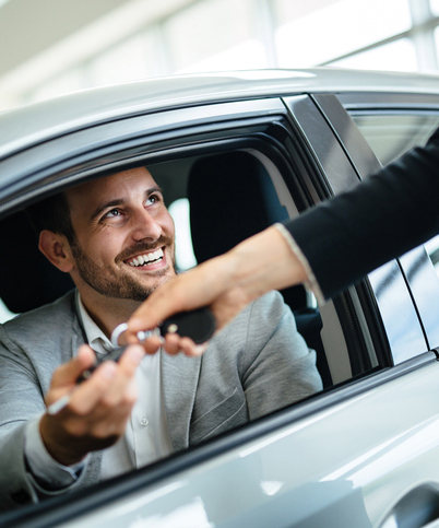 高雄租汽車 高雄火車站租車 汽車出租 長租 短租